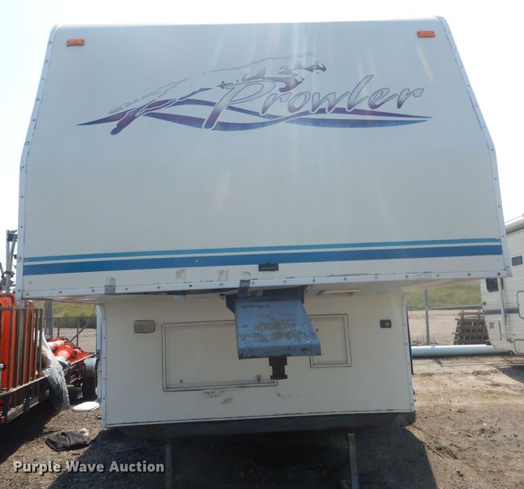 image for item HU9285 1997 Fleetwood Prowler  camper