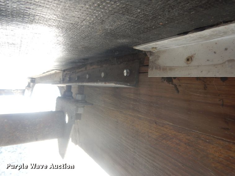 image for item HU9285 1997 Fleetwood Prowler  camper