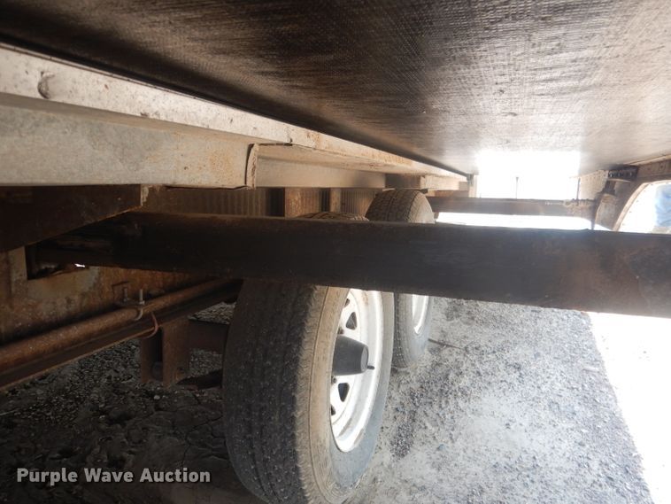 image for item HU9285 1997 Fleetwood Prowler  camper