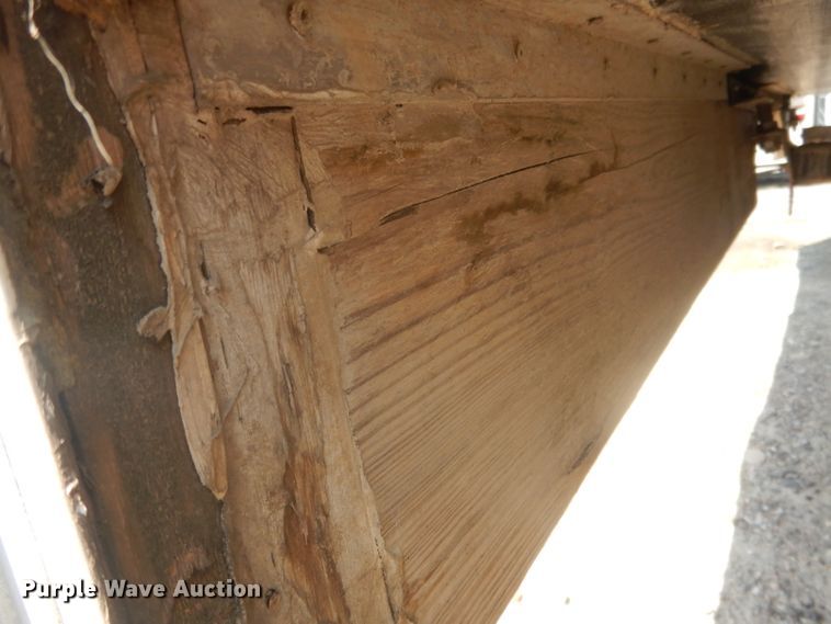 image for item HU9285 1997 Fleetwood Prowler  camper