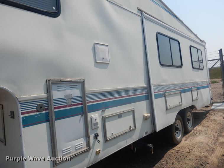 image for item HU9285 1997 Fleetwood Prowler  camper