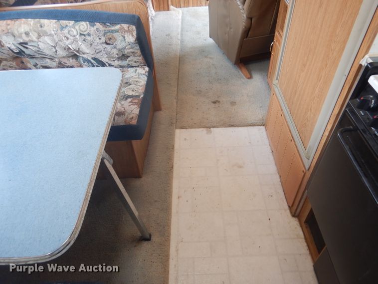 image for item HU9285 1997 Fleetwood Prowler  camper