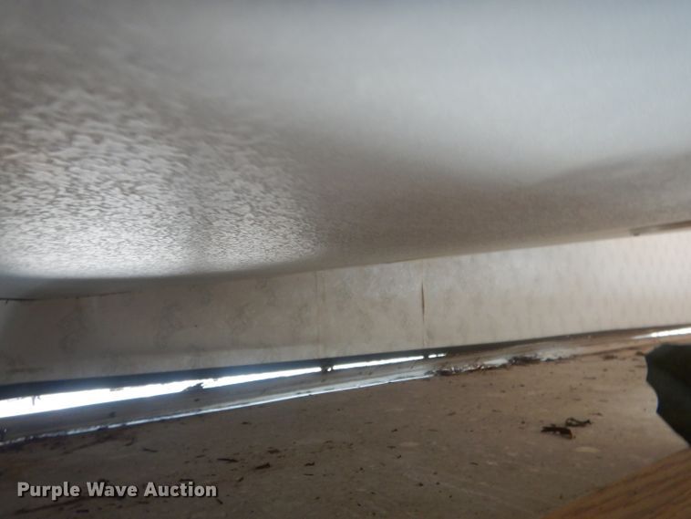 image for item HU9285 1997 Fleetwood Prowler  camper