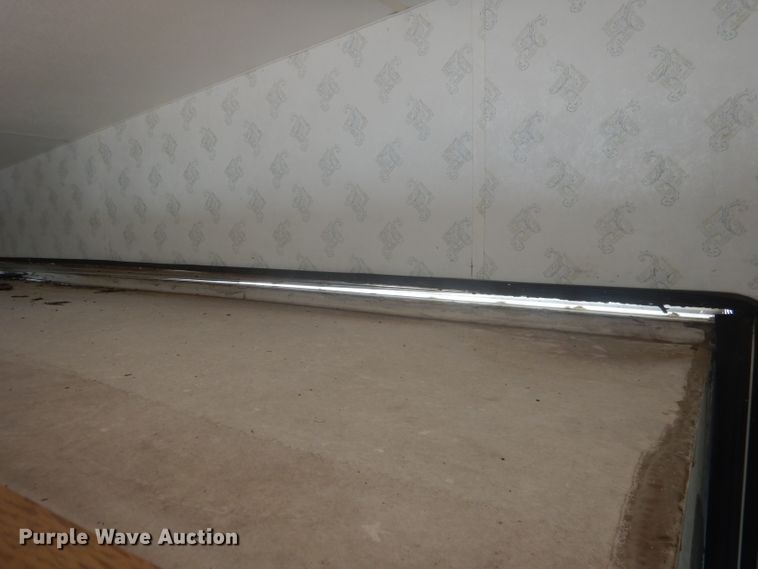 image for item HU9285 1997 Fleetwood Prowler  camper