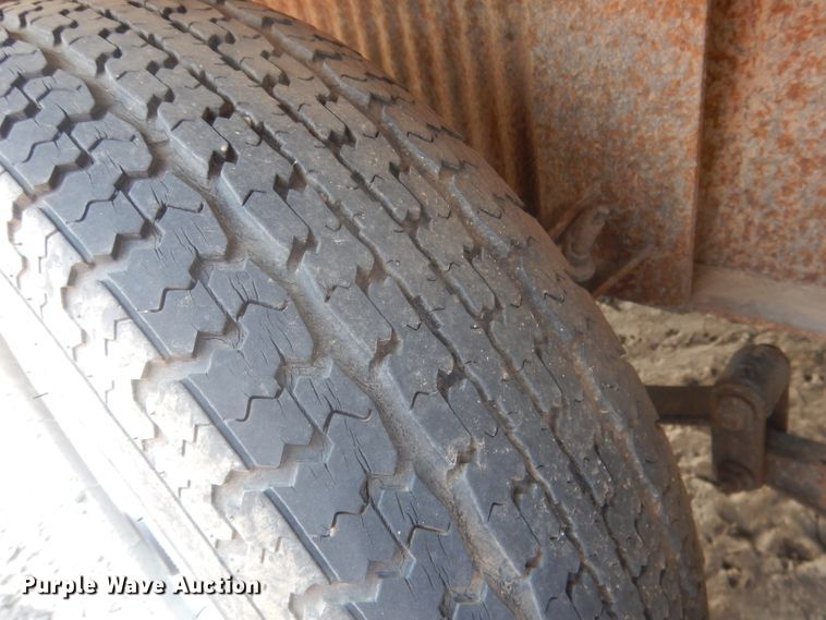 image for item HU9285 1997 Fleetwood Prowler  camper