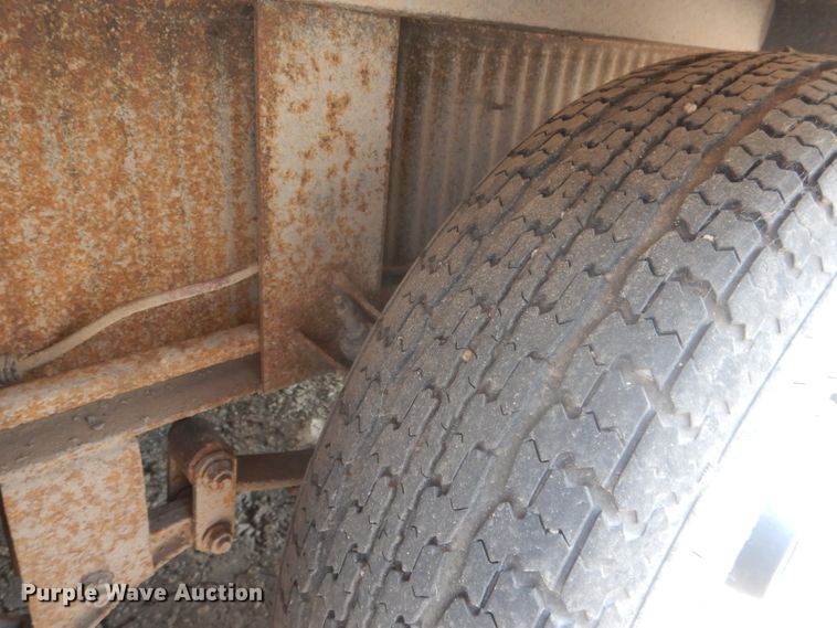 image for item HU9285 1997 Fleetwood Prowler  camper