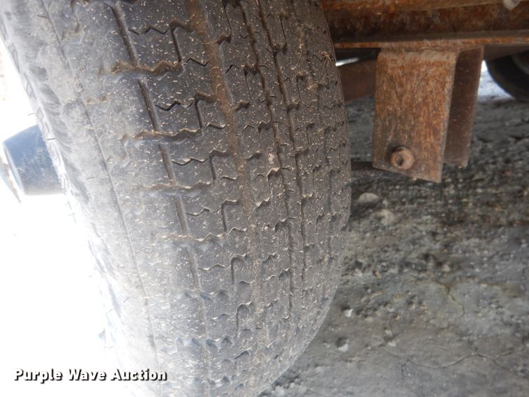 image for item HU9285 1997 Fleetwood Prowler  camper