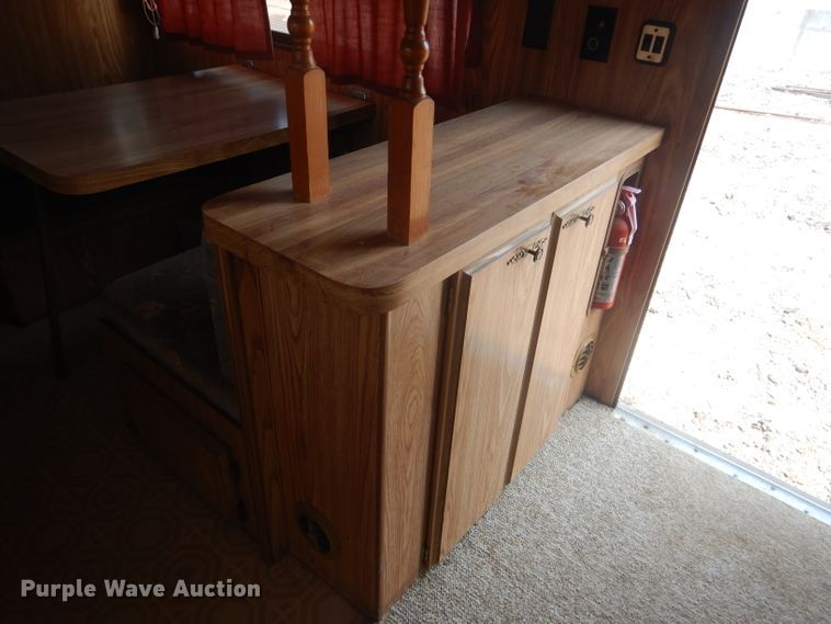 image for item HU9286 1986 Nuwa Hitchhiker  camper