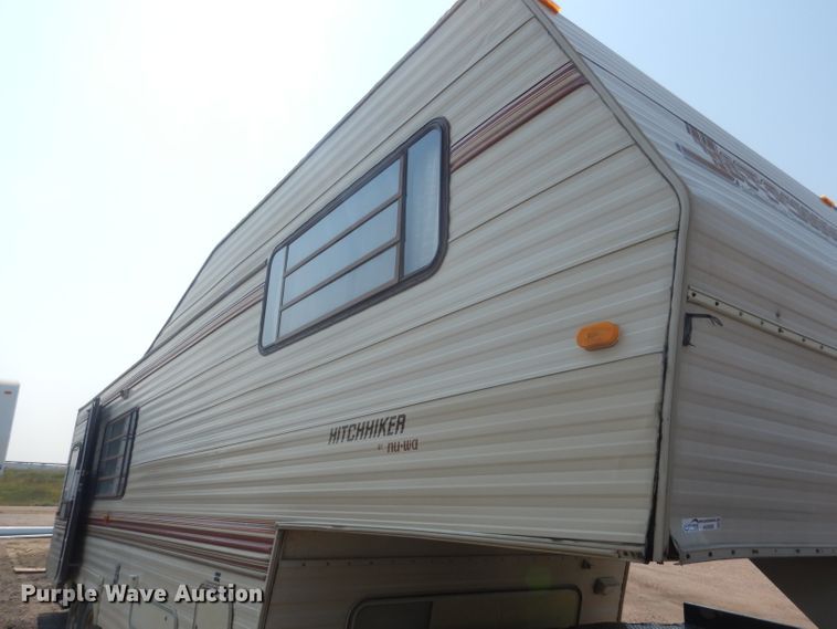 image for item HU9286 1986 Nuwa Hitchhiker  camper