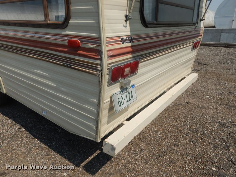 image for item HU9286 1986 Nuwa Hitchhiker  camper