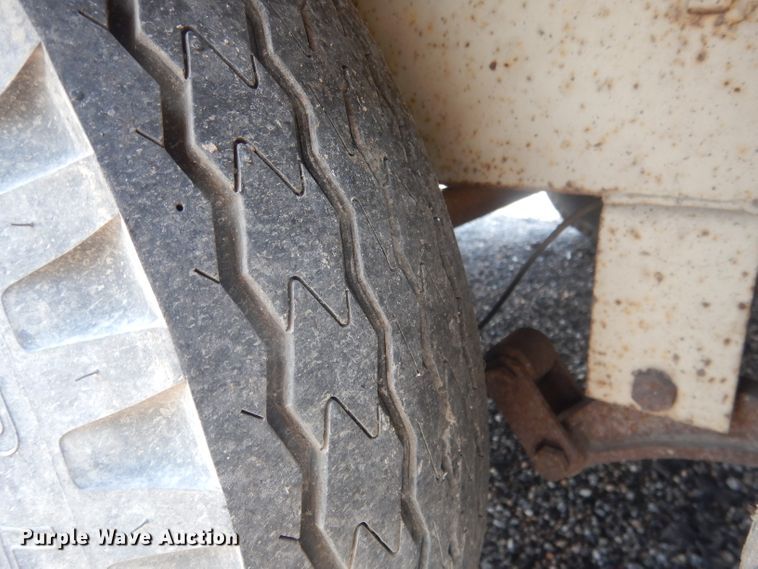 image for item HU9286 1986 Nuwa Hitchhiker  camper