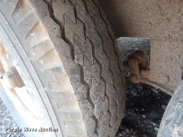 image for item HU9286 1986 Nuwa Hitchhiker  camper