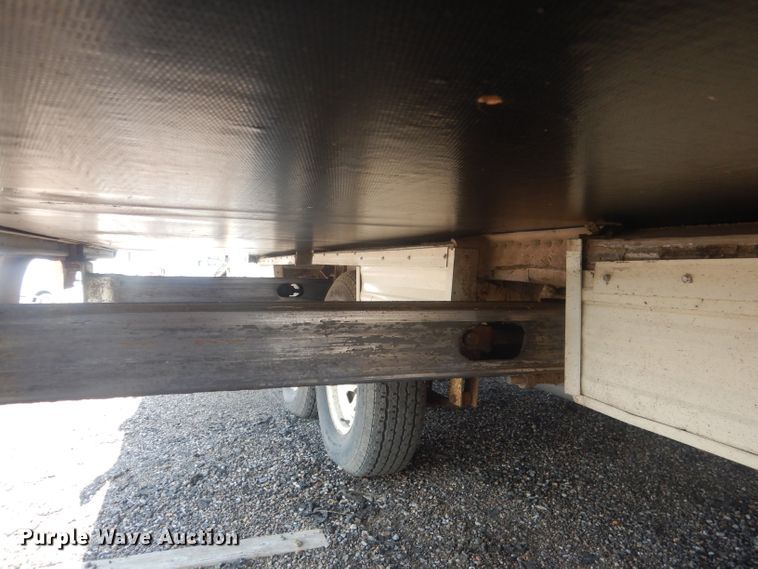 image for item HU9287 1992 Custom Campers Hitchhiker II  camper