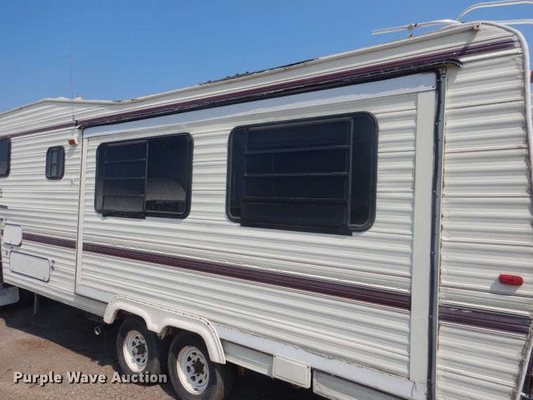 image for item HU9287 1992 Custom Campers Hitchhiker II  camper