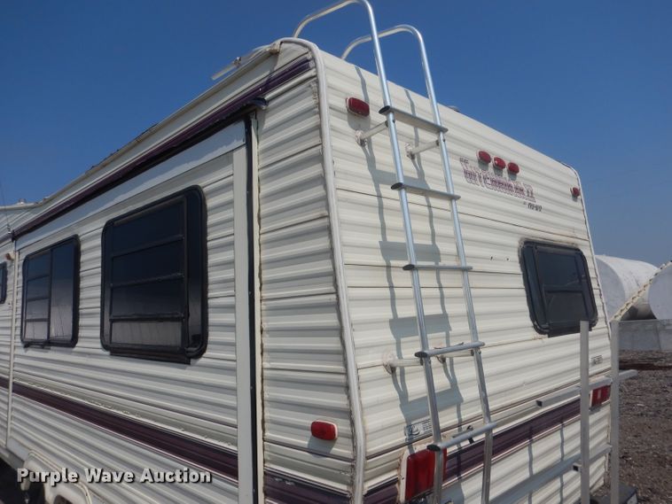 image for item HU9287 1992 Custom Campers Hitchhiker II  camper