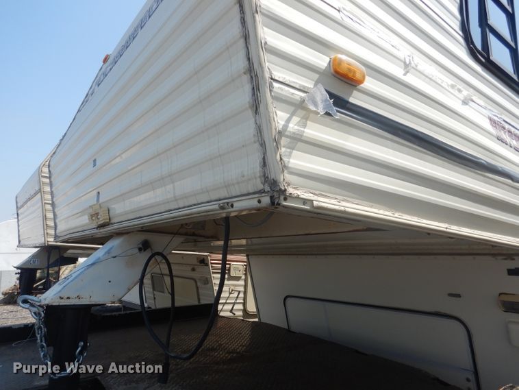 image for item HU9287 1992 Custom Campers Hitchhiker II  camper