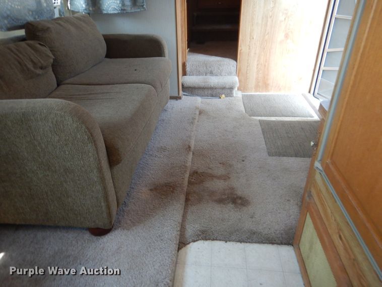 image for item HU9287 1992 Custom Campers Hitchhiker II  camper