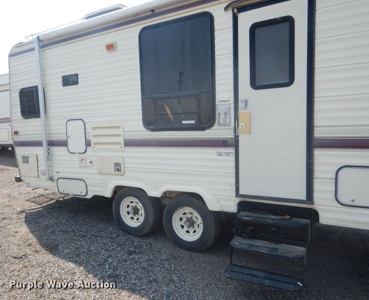 image for item HU9287 1992 Custom Campers Hitchhiker II  camper