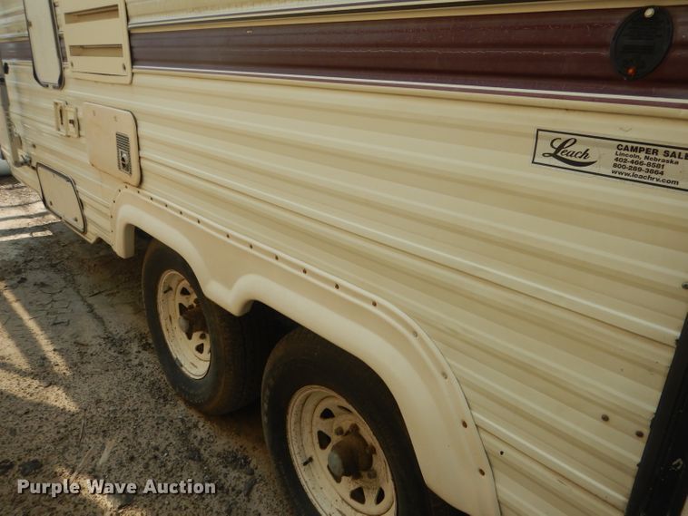 image for item HU9287 1992 Custom Campers Hitchhiker II  camper