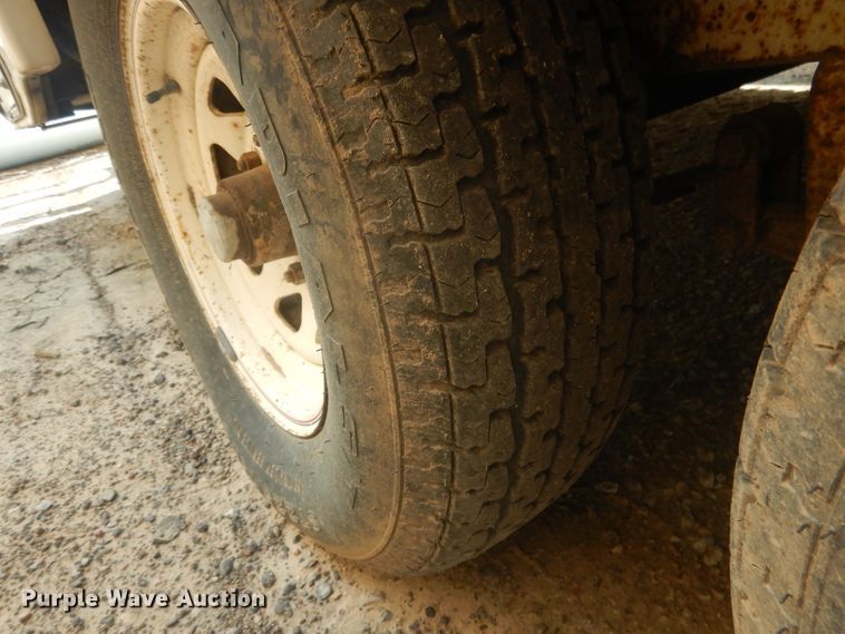 image for item HU9287 1992 Custom Campers Hitchhiker II  camper