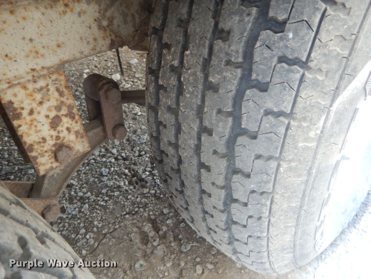 image for item HU9287 1992 Custom Campers Hitchhiker II  camper