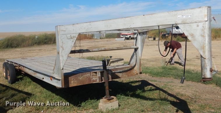 image for item HU9291 Shop Built utility trailer