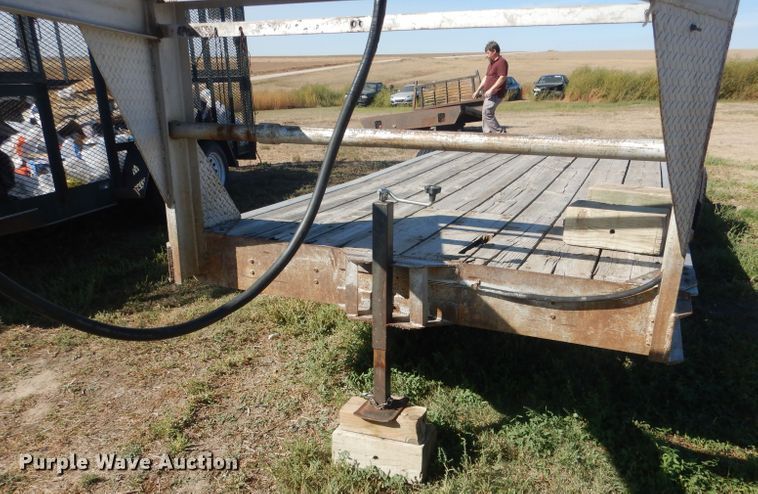 image for item HU9291 Shop Built utility trailer