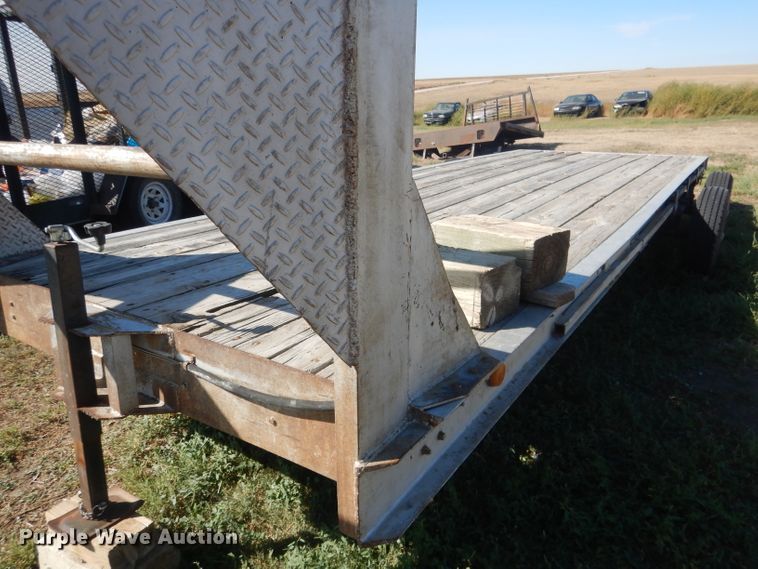 image for item HU9291 Shop Built utility trailer