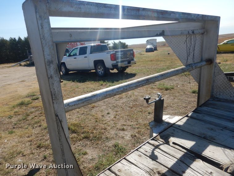 image for item HU9291 Shop Built utility trailer