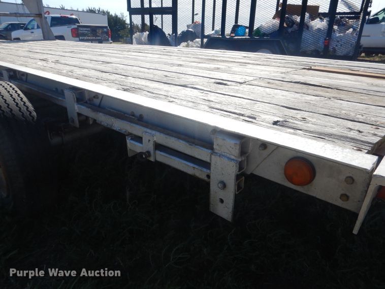 image for item HU9291 Shop Built utility trailer