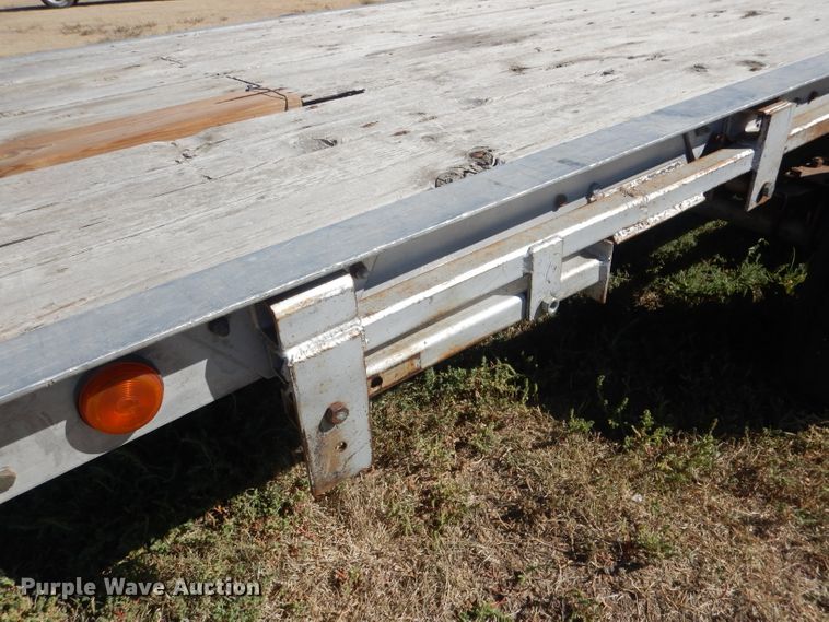 image for item HU9291 Shop Built utility trailer