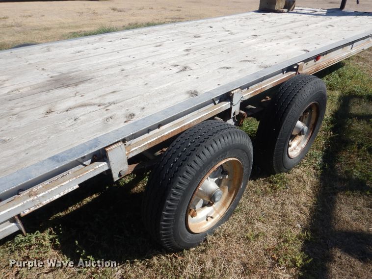 image for item HU9291 Shop Built utility trailer
