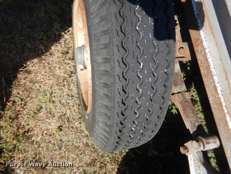 image for item HU9291 Shop Built utility trailer