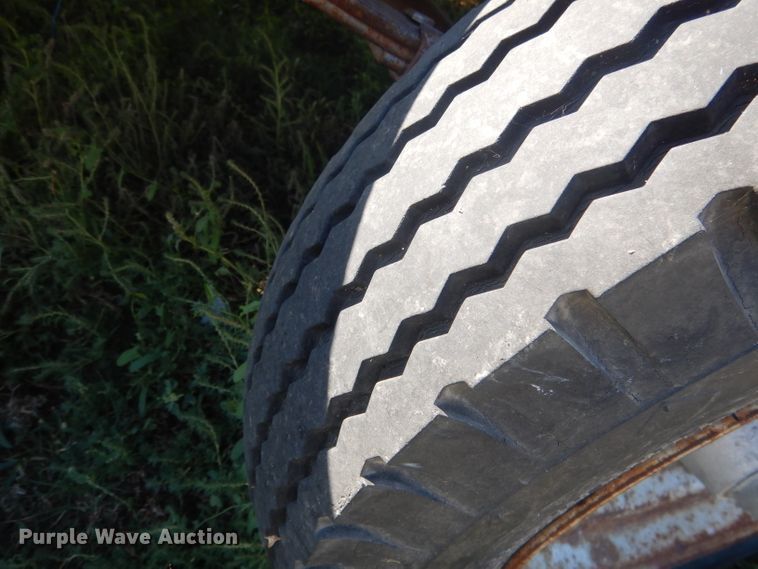 image for item HU9291 Shop Built utility trailer