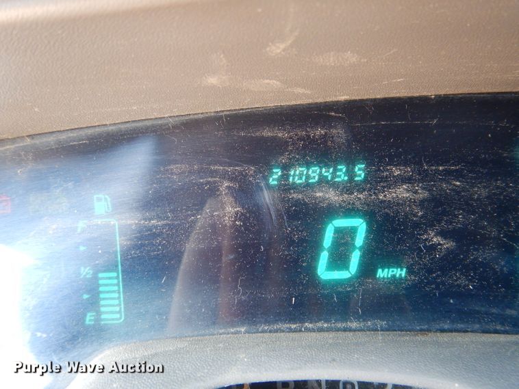 image for item HU9292 1995 Lincoln Town Car  limousine