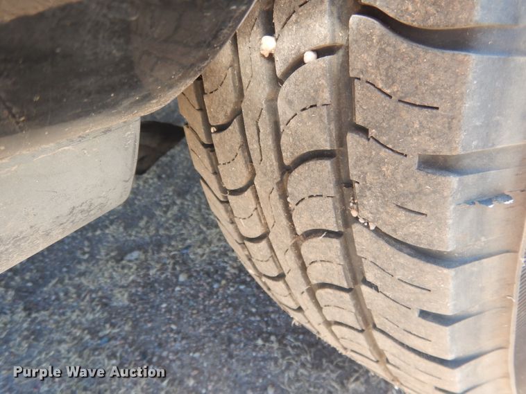 image for item HU9292 1995 Lincoln Town Car  limousine