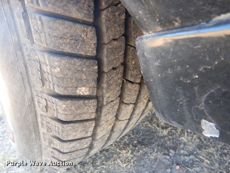 image for item HU9292 1995 Lincoln Town Car  limousine