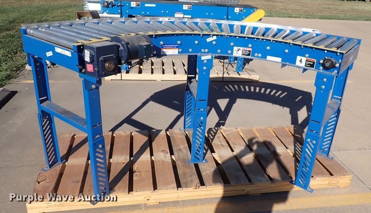 image for item IK9104 Lewco  roller table