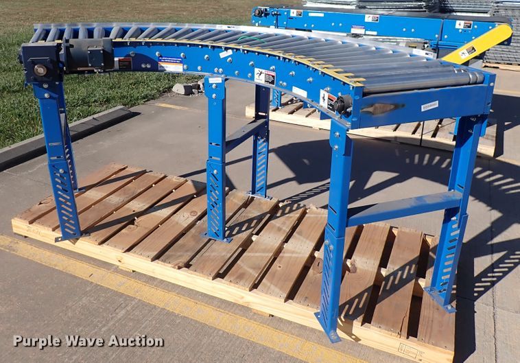 image for item IK9104 Lewco  roller table