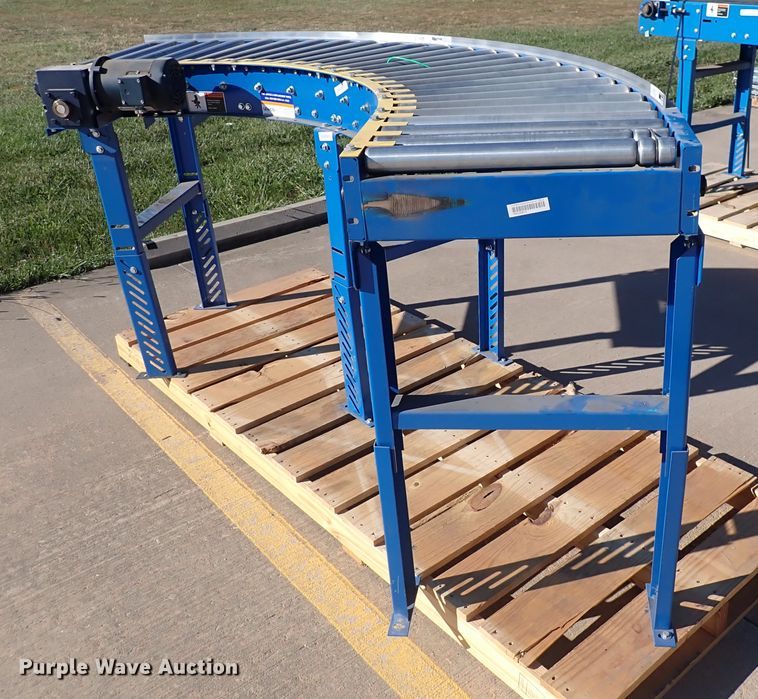 image for item IK9104 Lewco  roller table