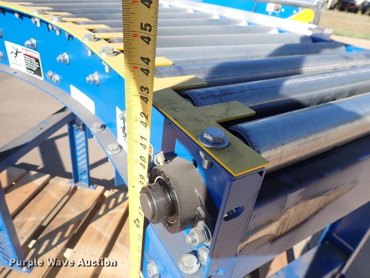 image for item IK9104 Lewco  roller table