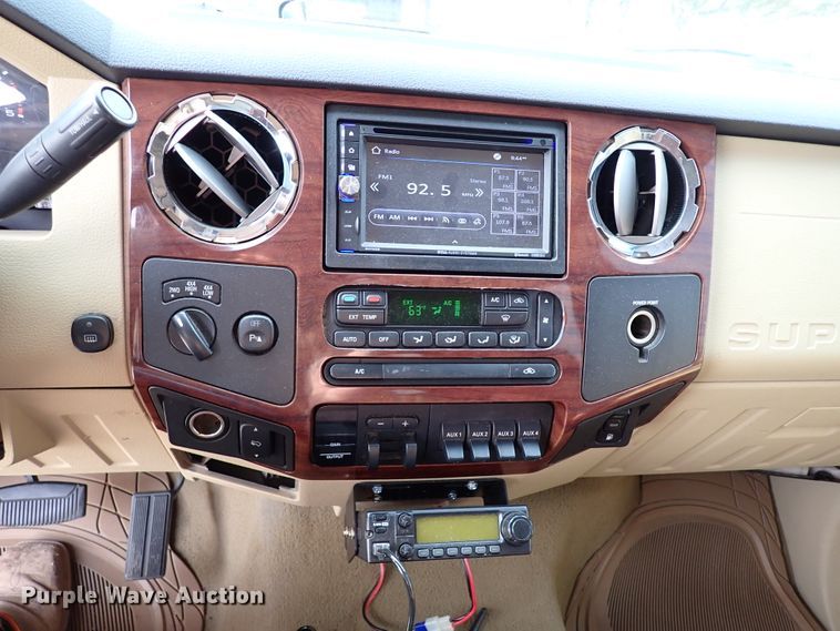 image for item IN9676 2005 Ford Excursion Limited  SUV