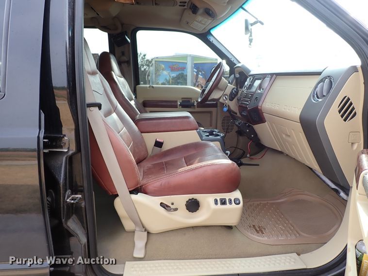 image for item IN9676 2005 Ford Excursion Limited  SUV