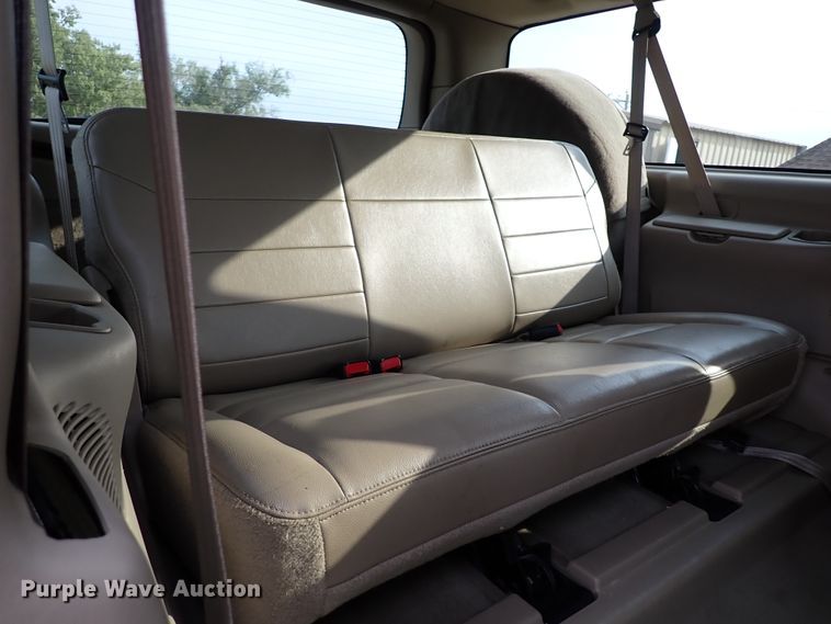 image for item IN9676 2005 Ford Excursion Limited  SUV