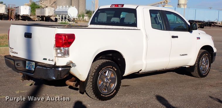 image for item IN9678 2011 Toyota Tundra  Double Cab pickup truck