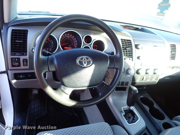 image for item IN9678 2011 Toyota Tundra  Double Cab pickup truck