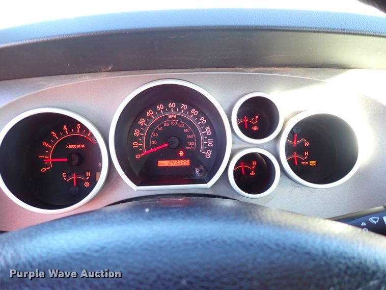 image for item IN9678 2011 Toyota Tundra  Double Cab pickup truck