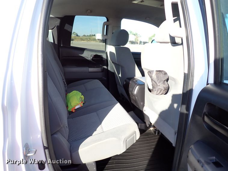 image for item IN9678 2011 Toyota Tundra  Double Cab pickup truck