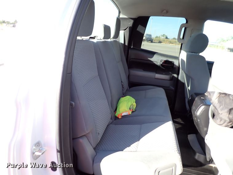 image for item IN9678 2011 Toyota Tundra  Double Cab pickup truck