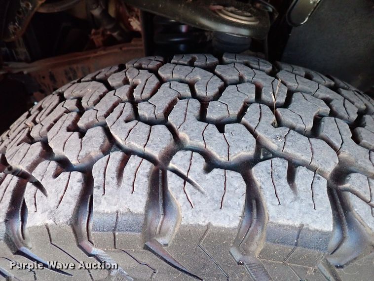 image for item IN9678 2011 Toyota Tundra  Double Cab pickup truck